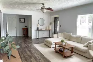 1907 Finnegan St, Fayetteville, NC 28303 - Photo 7