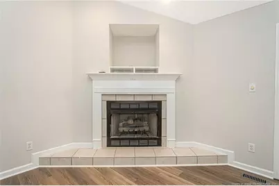 5039 Woodspring Drive, Hope Mills, NC 28348 - Photo 9