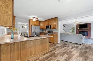 7833 Shuttle Rd, Fayetteville, NC 28311 - Photo 25