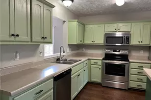 112 Harvest Ln, Raeford, NC 28376 - Photo 9