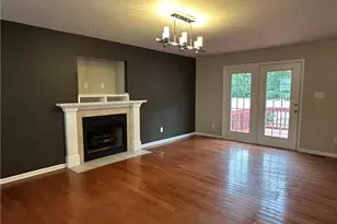 3679 Pioneer Dr, Hope Mills, NC 28348 - Photo 7