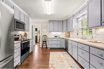423 Arlington Circle, Sanford, NC 27330 - Photo 13