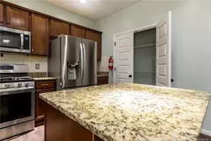 3705 Badin Lake Ln, Fayetteville, NC 28314 - Photo 9