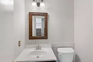 2945 Wedgeview Dr, Fayetteville, NC 28306 - Photo 9