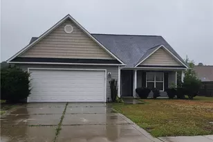 2513 Hunting Bow Dr, Hope Mills, NC 28348 - Photo 1