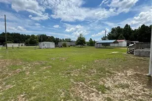 14615 Nc Hwy 130 E, Fairmont, NC 28340 - Photo 25