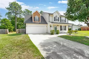 1401 Jockey Ct, Parkton, NC 28371 - Photo 3