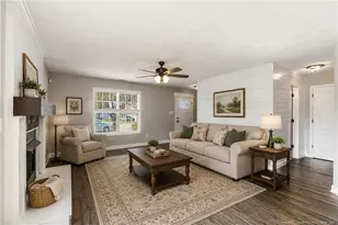 1401 Jockey Ct, Parkton, NC 28371 - Photo 9