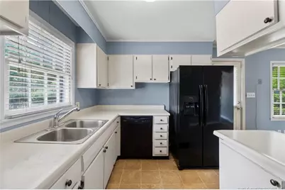 1910 Ireland Drive, Fayetteville, NC 28304 - Photo 9