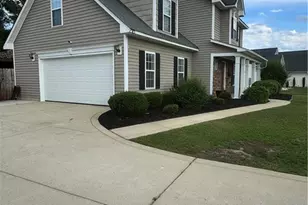 6541 Valley Falls Rd, Hope Mills, NC 28348 - Photo 3