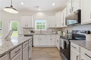 321 Gadson Dr, Hope Mills, NC 28348 - Photo 13