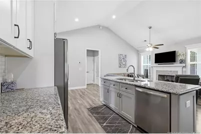 4228 Pleasantburg Drive, Fayetteville, NC 28312 - Photo 15
