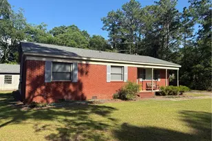 100 McRae St, Red Springs, NC 28377 - Photo 3