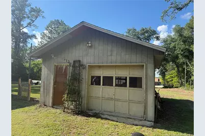 100 McRae Street, Red Springs, NC 28377 - Photo 9