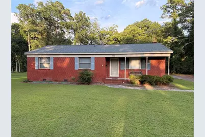 100 McRae Street, Red Springs, NC 28377 - Photo 1