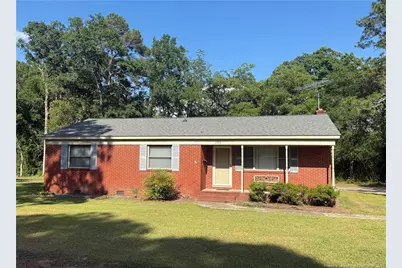 100 McRae Street, Red Springs, NC 28377 - Photo 1