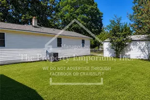 508 Hobbs St, Roseboro, NC 28382 - Photo 3