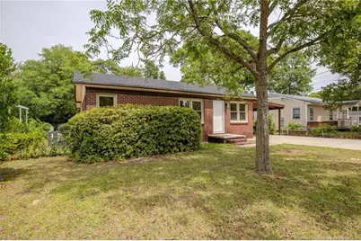 205 S Seventh Street, Spring Lake, NC 28390 - Photo 3
