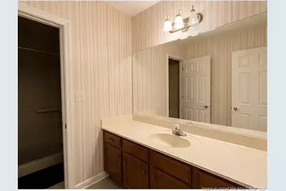 6463 Windy Creek Way, Fayetteville, NC 28306 - Photo 17