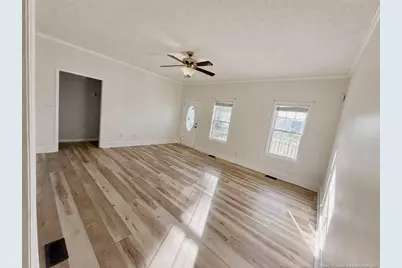 89 Willoughby Drive, Saint Pauls, NC 28384 - Photo 5