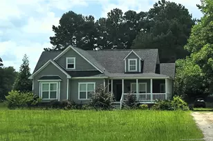 1103 Forrest Dr, Bladenboro, NC 28320 - Photo 1
