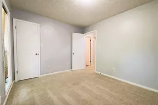 1327 Fraser Dr, Fayetteville, NC 28303 - Photo 17