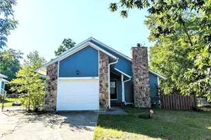 1327 Fraser Dr, Fayetteville, NC 28303 - Photo 1