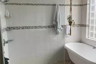 213 Marshall Rd, Fayetteville, NC 28303 - Photo 9
