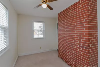 717 W Cutlar Street, Saint Pauls, NC 28384 - Photo 9