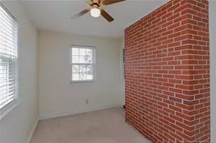 717 W Cutlar St, Saint Pauls, NC 28384 - Photo 9