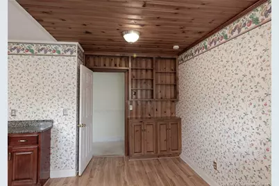 717 W Cutlar Street, Saint Pauls, NC 28384 - Photo 33