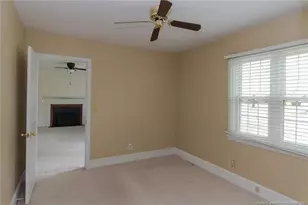717 W Cutlar St, Saint Pauls, NC 28384 - Photo 17
