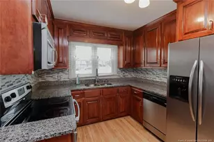 717 W Cutlar St, Saint Pauls, NC 28384 - Photo 29