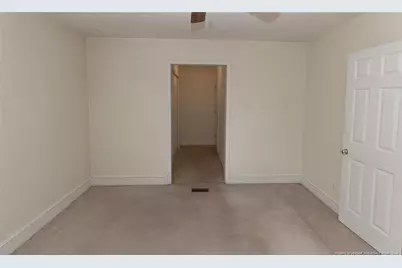 717 W Cutlar Street, Saint Pauls, NC 28384 - Photo 27
