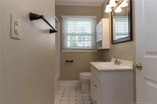 717 W Cutlar St, Saint Pauls, NC 28384 - Photo 23