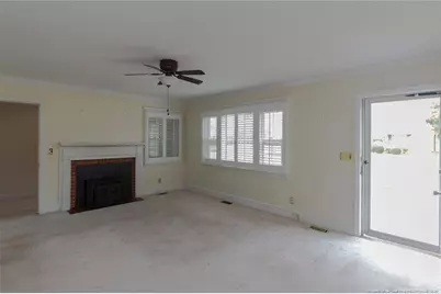 717 W Cutlar Street, Saint Pauls, NC 28384 - Photo 7