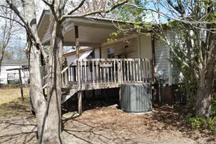 404 Mcdougald Dr, Raeford, NC 28376 - Photo 3