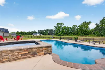 5844 Dottie Circle, Hope Mills, NC 28348 - Photo 39