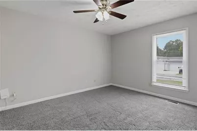 5816 Bloomsbury Drive, Fayetteville, NC 28306 - Photo 25