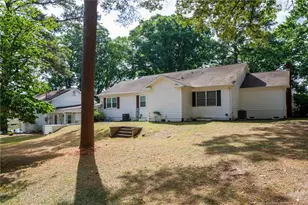 100 Twin Acres Dr, Fayetteville, NC 28303 - Photo 17