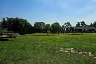 9109 Chicken Foot Rd, Saint Pauls, NC 28384 - Photo 47