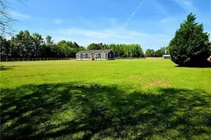 9109 Chicken Foot Rd, Saint Pauls, NC 28384 - Photo 49