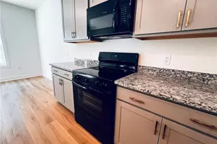 553 Bartley St, Vass, NC 28394 - Photo 5