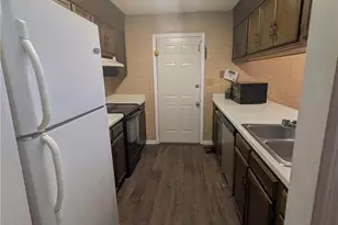 4610 Gem Ct, Fayetteville, NC 28314 - Photo 9