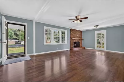 211 Burton Avenue, Dunn, NC 28334 - Photo 3