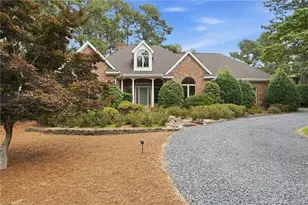 27 McMichael Dr, Pinehurst, NC 28374 - Photo 1
