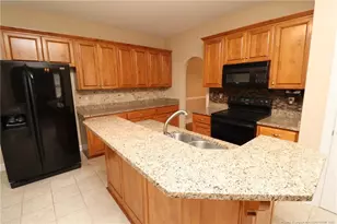 36 W Trafalgar Ct, Clayton, NC 27520 - Photo 9