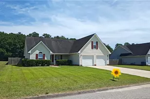 285 Belmont Dr, Raeford, NC 28376 - Photo 3