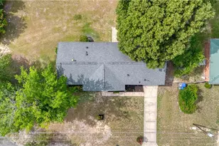 825 Fresno Dr, Fayetteville, NC 28303 - Photo 31