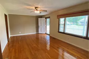 509 E 19th St, Lumberton, NC 28358 - Photo 3